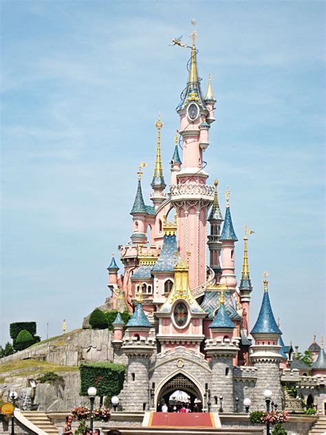 The Sleeping Beauty Castle @ Disneyland, Paris - Disney Princess Photo (18989574) - Fanpop