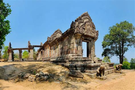 Preah Vihear Temple - Ancient Khmer Temple Ruins in Northern Cambodia ...