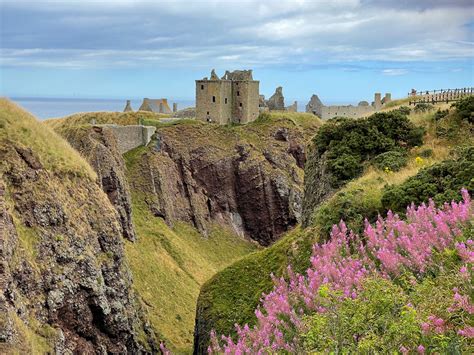 Dunnottar Castle by Marrazki on DeviantArt