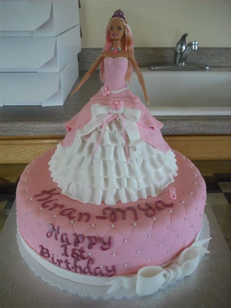 Easy Barbie Birthday Cakes