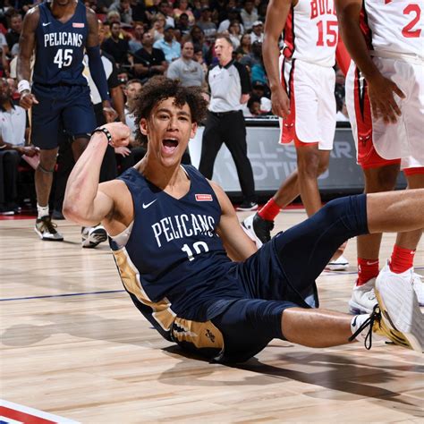 Jaxson Hayes Highlights Steal the Show in Pelicans' Win vs. Coby White ...