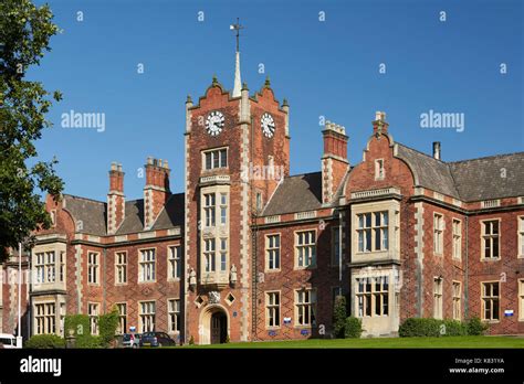 Royal wolverhampton hi-res stock photography and images - Alamy