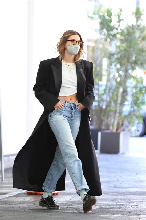 Hailey Bieber Street Style 2021: See All Of Her Best Looks Here ...