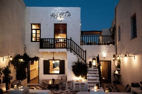 Best 6 Bars in Naoussa, Paros | Greeka