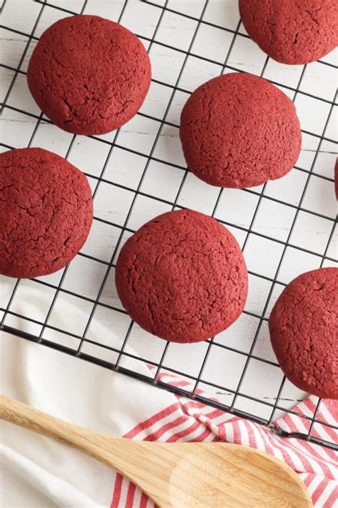 Red Velvet Cookies – BEST Cookie Recipe – {Easy} Homemade Red Velvet ...