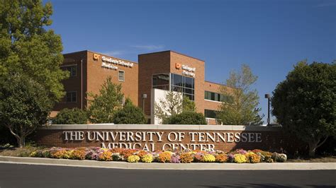 University of Tennessee College of Pharmacy – Lewis Group Architects