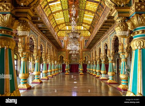 Inside mysore palace hi-res stock photography and images - Alamy