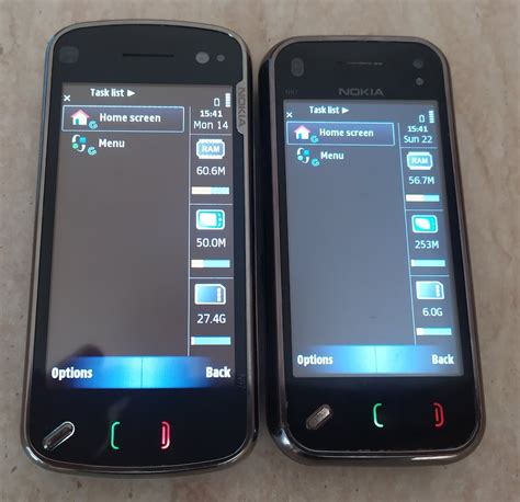 Nokia N97 and N97 mini: pimping sisters from 2009