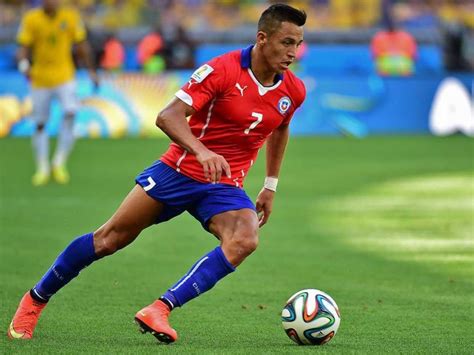 Chile Star Alexis Sanchez Leaves Barcelona for Arsenal - Football News