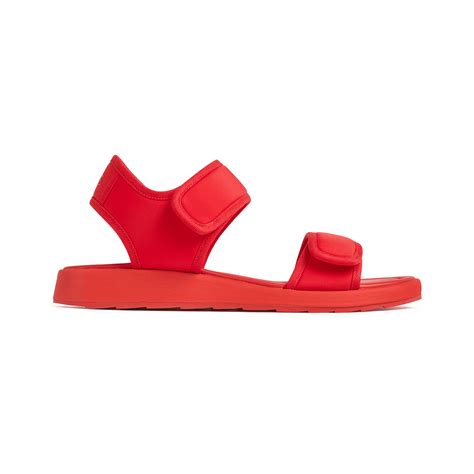 Shop The OG in Red | Flat Sandals | TWOOBS