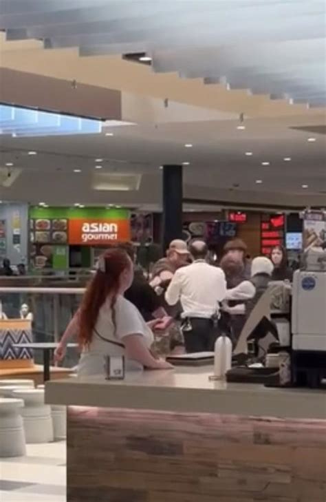 Westfield Geelong food court fight: Police ‘close in’ on youths ...