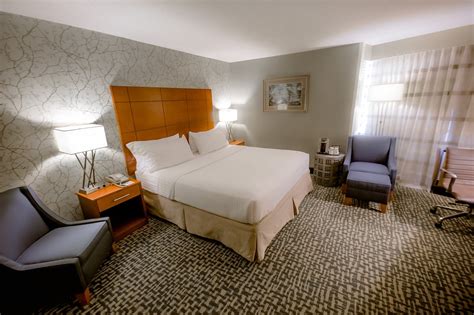 HOLIDAY INN RALEIGH DOWNTOWN $101 ($̶1̶3̶5̶) - Updated 2022 Prices & Hotel Reviews - NC