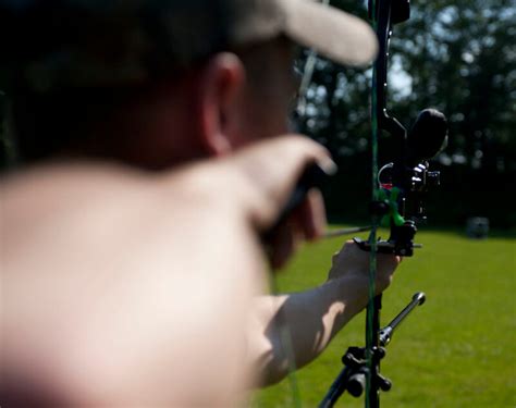 How to Adjust a Bow Sight – 7 Steps – Bow Sight Guide