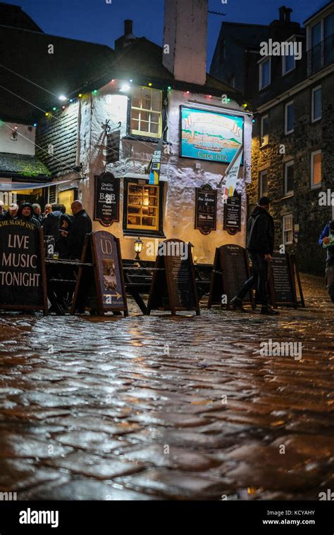 The Sloop Inn, St Ives, Cornwall Stock Photo - Alamy