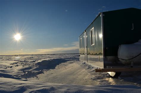 Guide to Ice Fishing Lake of the Woods MN - Lake of the Woods