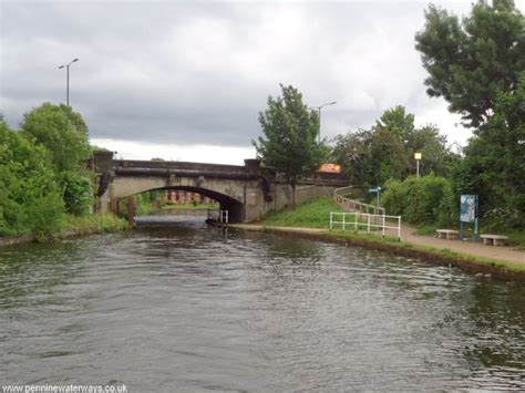 Stretford (Stretford to Lymm 1) - Virtual canal trip along the ...