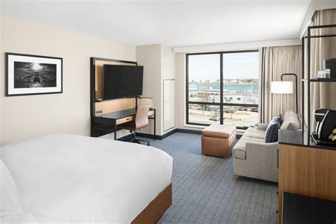 Portland, ME, Hotel Rooms - Water View | Courtyard Portland Downtown/Waterfront