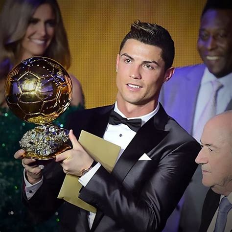 Cristiano Ronaldo has won the FIFA Ballon d'Or award for 2013, ending ...