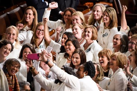 State of the Union 2019: Democratic women made a stand by wearing white - Vox