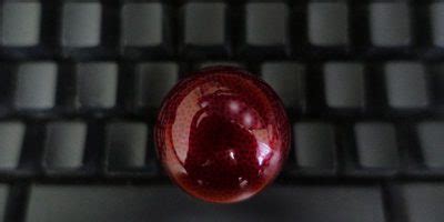 Why You Need a Trackball Mouse - Make Tech Easier