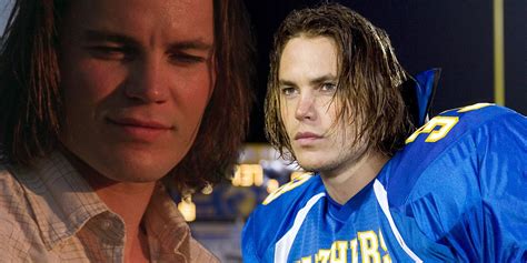 Friday Night Lights: How Old Tim Riggins Is At The Beginning & End