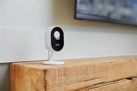 Arlo Essential Indoor Camera Review