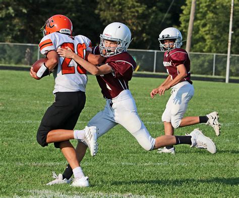 Junior High Football Photos: Arlington at Fort Calhoun | Arlington Citizen