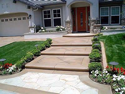 Concrete steps design | Curved step noses enhance the architectural ...