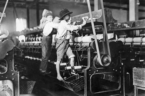 23 Disturbing Pictures From When Child Labor Was Legal In America