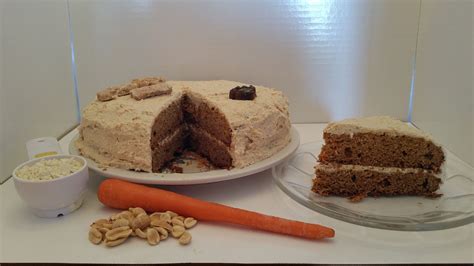 Carrot peanut butter dog cake with no wheat, corn or sugar Dog Cake, North West, Bakers, Dog ...