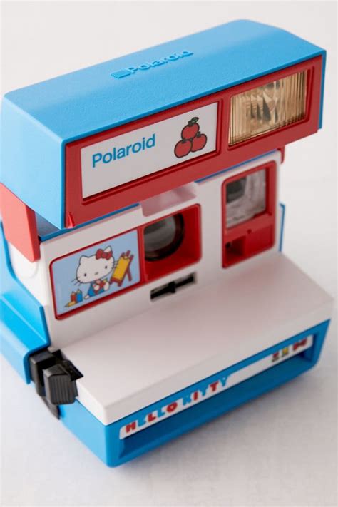 Urban Outfitters Are Selling A Hello Kitty Polaroid Camera And It Might Just Be The Cutest ...