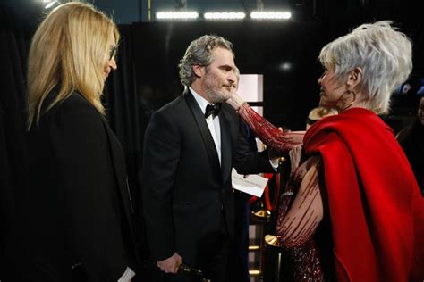 Joaquin Phoenix Oscar speech: Not so crazy in coronavirus times - Los Angeles Times