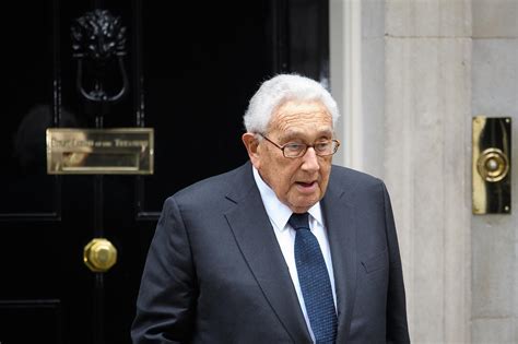 Henry Kissinger tells Nobel Peace Prize forum to give Donald Trump a chance | The Independent ...