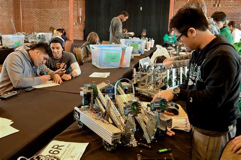 Army sponsors VEX Robotics Competition | SAN ANTONIO – The U… | Flickr