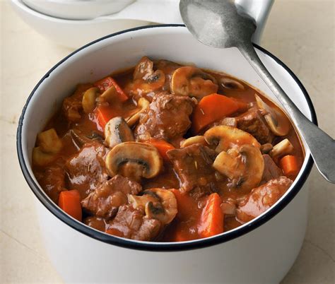 Rich Beef & Mushroom Casserole - Campbells Australia