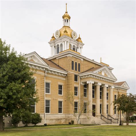 Fayette County Courthouse (Fayette, Alabama) | Stock Images | Photos