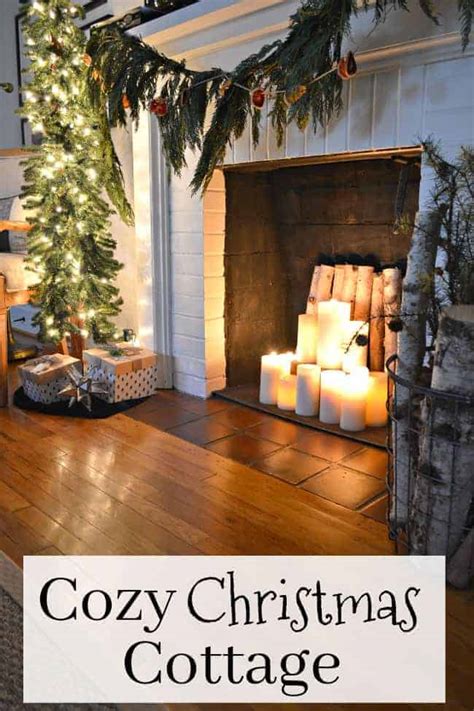 A Tour of our Simple and Cozy Christmas Cottage | Chatfield Court