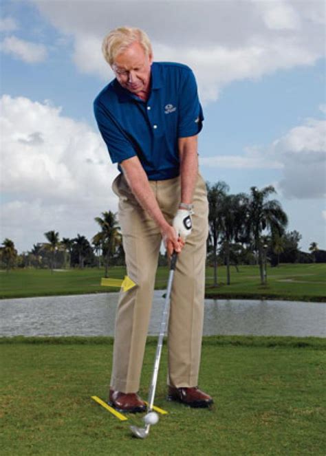 Jim McLean: The Chip Without The Chunk | Instruction | Golf Digest