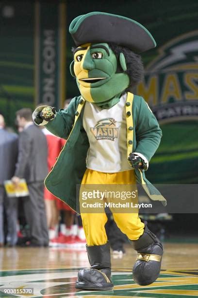 George Mason Mascot Photos and Premium High Res Pictures - Getty Images