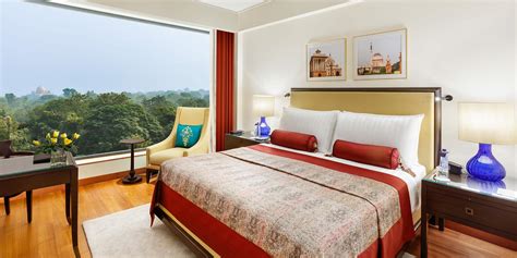 the-oberoi-new-delhi-luxury-room - Indian Excursions Co