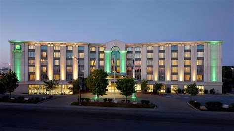 HOLIDAY INN & SUITES MONTREAL AIRPORT $150 ($̶2̶4̶7̶) - Updated 2023 ...