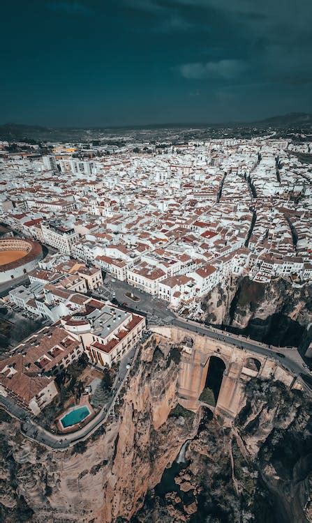 Bird's Eye View of Puente Nuevo · Free Stock Photo