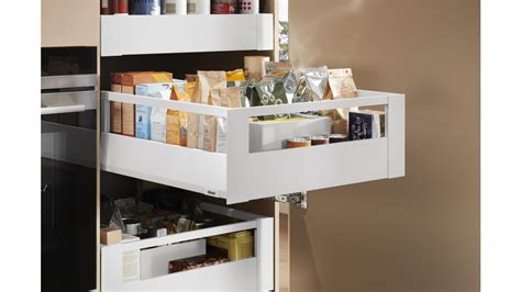 MERIVOBOX — Box system by Blum – EBOSS