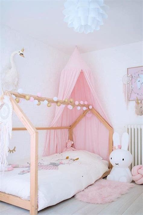 35 Adorably Cute Pink Girl Bedrooms - DigsDigs