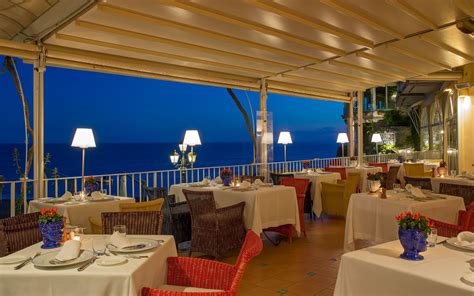 Restaurant in Positano Italy Amalfi Coast, best restaurant in Positano with sea view, Top ...