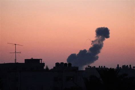 Gaza Strip: Palestinian killed in Israeli airstrikes