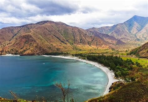 Zambales Weekend: Anawangin, Nagsasa and Capones Island | Miked's Travel PH