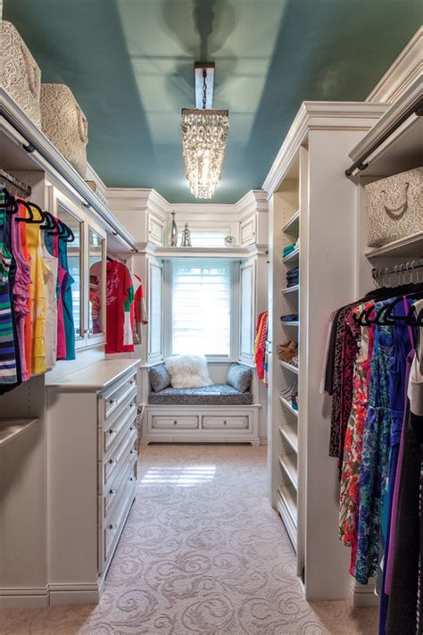 Closet Organization Tips | Elizabeth Jones | Geralin Thomas