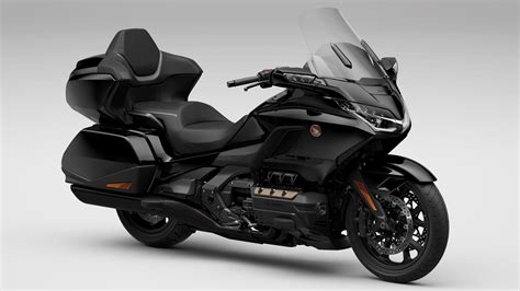 Honda Goldwing Tour Price - Mileage, Images, Colours | BikeWale