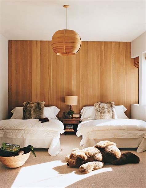 20 Modern And Creative Bedroom Design Featuring Wooden Panel Wall ...